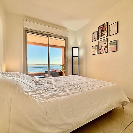 Superbe 3 Pieces Sur La Baie De Theoule Appartement Buitenkant foto