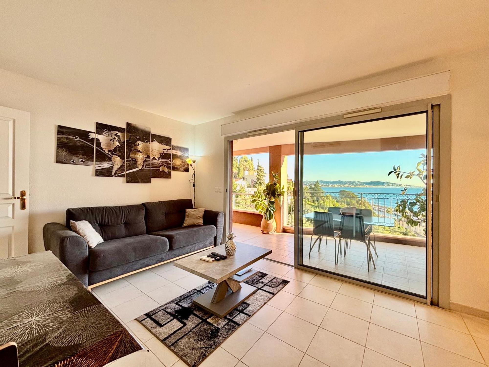Superbe 3 Pieces Sur La Baie De Theoule Appartement Buitenkant foto