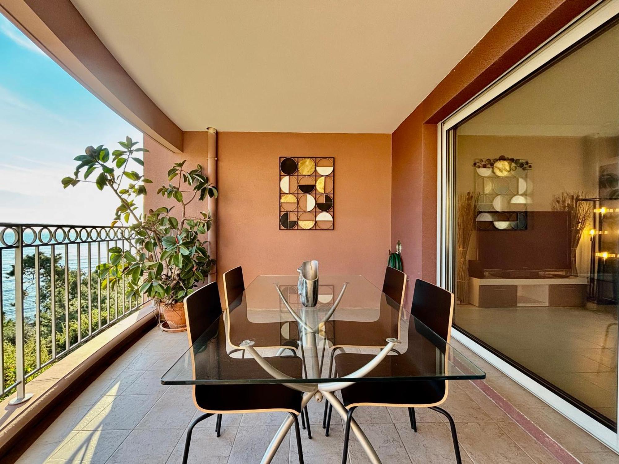 Superbe 3 Pieces Sur La Baie De Theoule Appartement Buitenkant foto