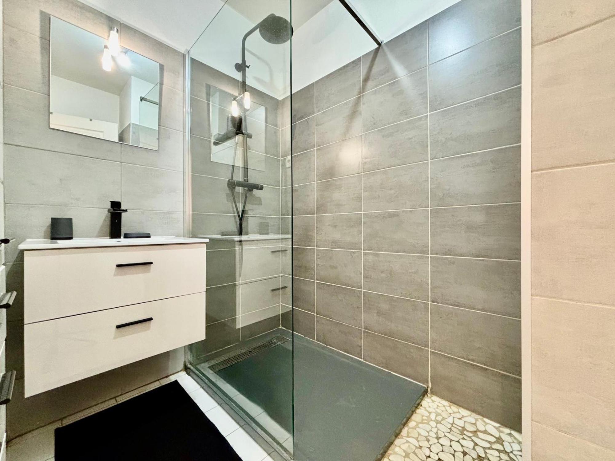 Superbe 3 Pieces Sur La Baie De Theoule Appartement Buitenkant foto